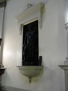 雕像2