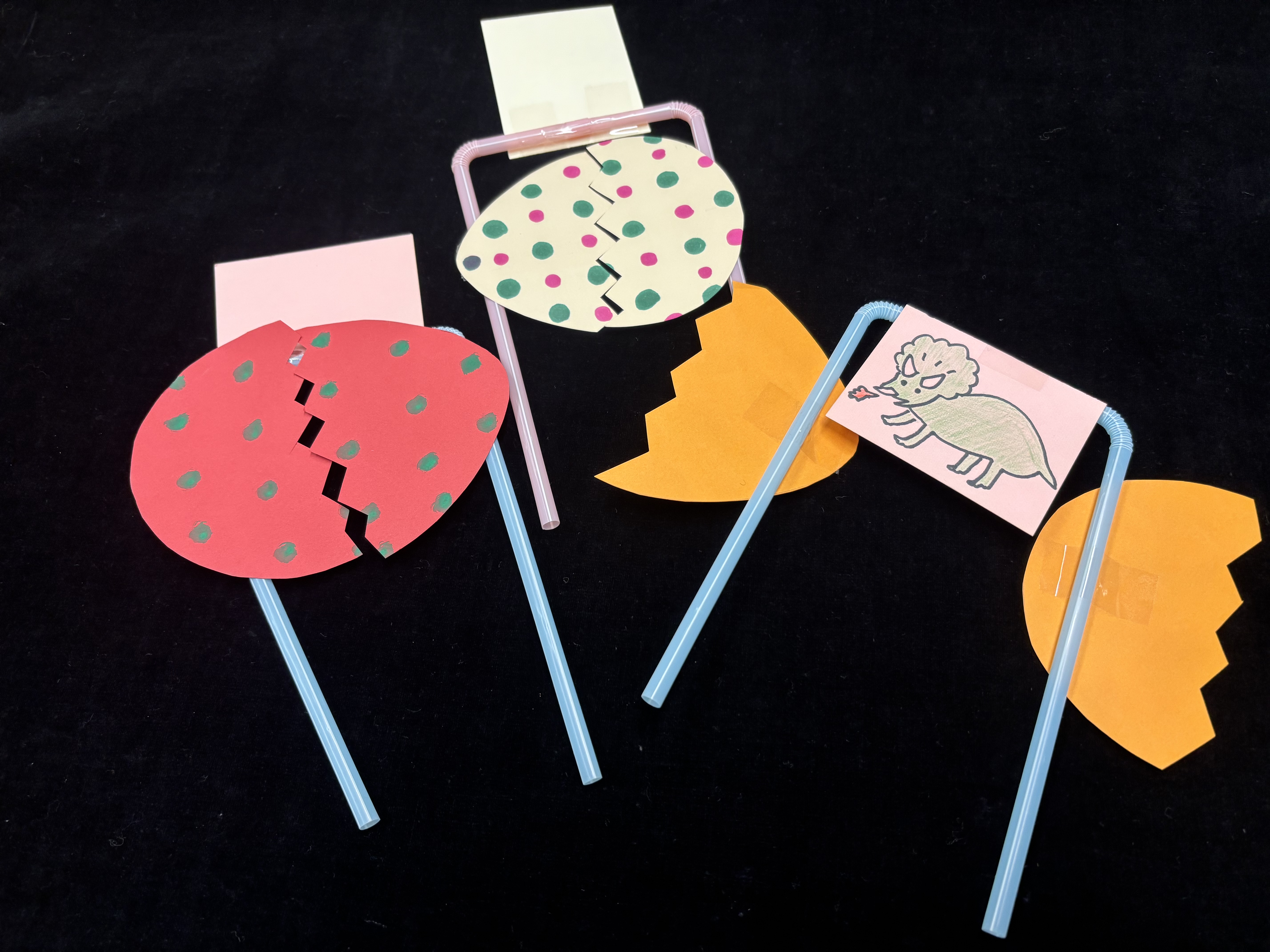 たまごがパカッ