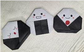 おみやげの折り紙で作ったおにぎり